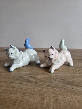 Vintage Midcentury Ceramic Hand Painted Cats Kittens Figurines by Kay Finch.
